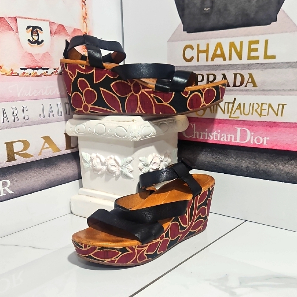 Naya Leather Platform Wedge Sandals